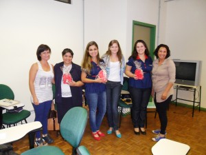 Assistentes Sociais do Centro de Formação Teresa Verzeri e alunas do Curso de Serviço Social.